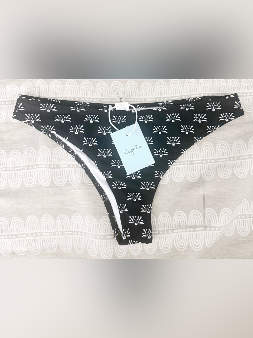 NWT Cupshe Black White Print Bikini Bottom Size S
